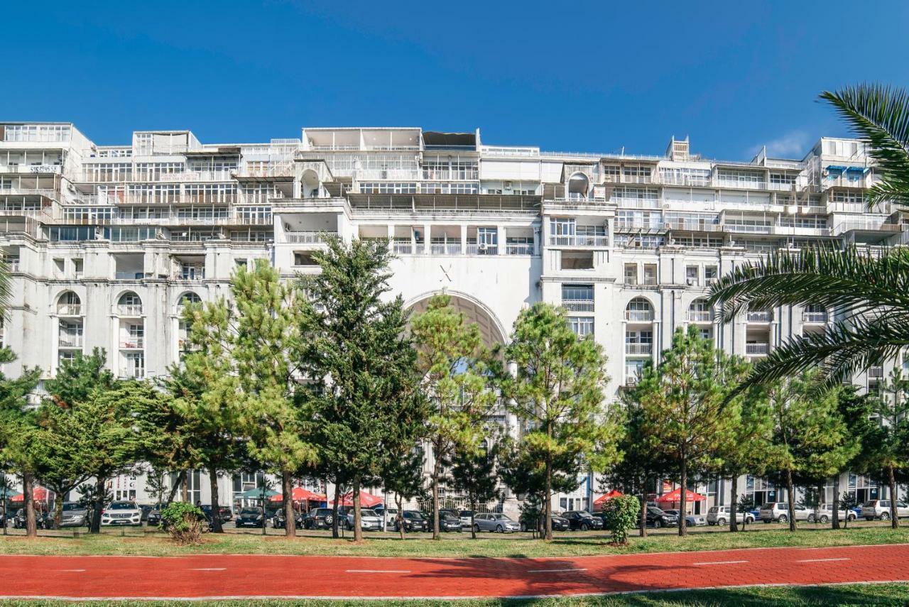 Magnolia - ❀ Cozy Apartment With An Unique Sea View ❀ Batumi Ngoại thất bức ảnh
