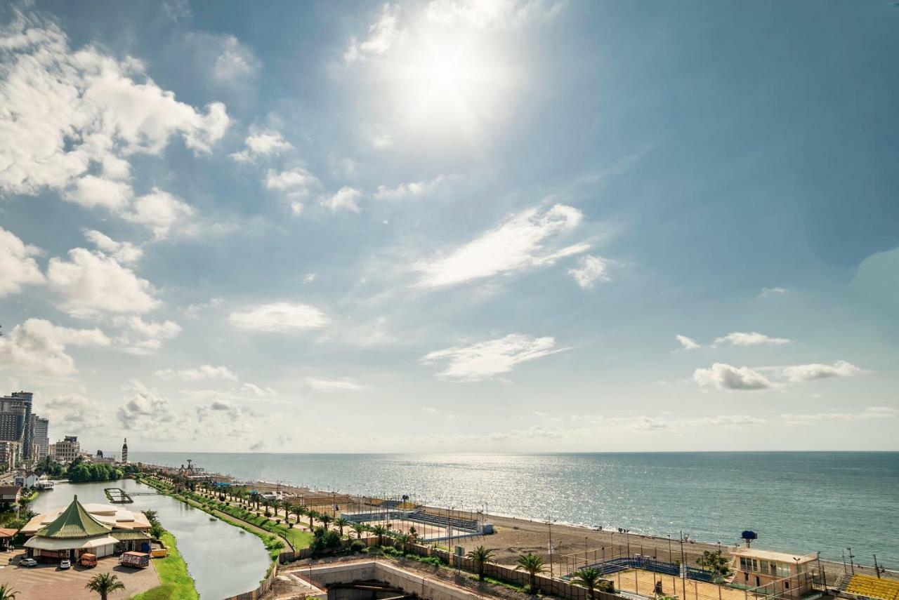 Magnolia - ❀ Cozy Apartment With An Unique Sea View ❀ Batumi Ngoại thất bức ảnh
